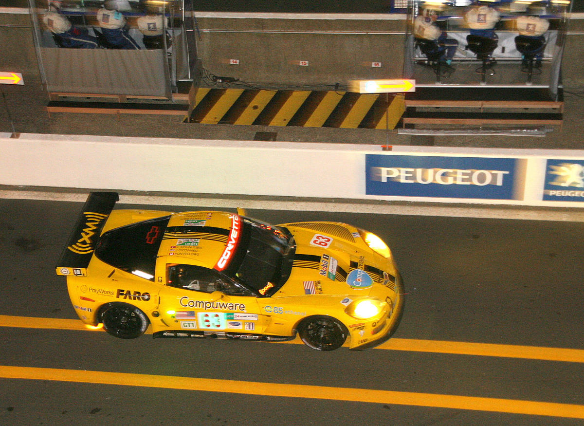 Corvette C6-R - Johnny O`Connell, Jan Magnussen & Ron Fellows in the pit lane at the 2008 Le Mans (55058428248).jpg