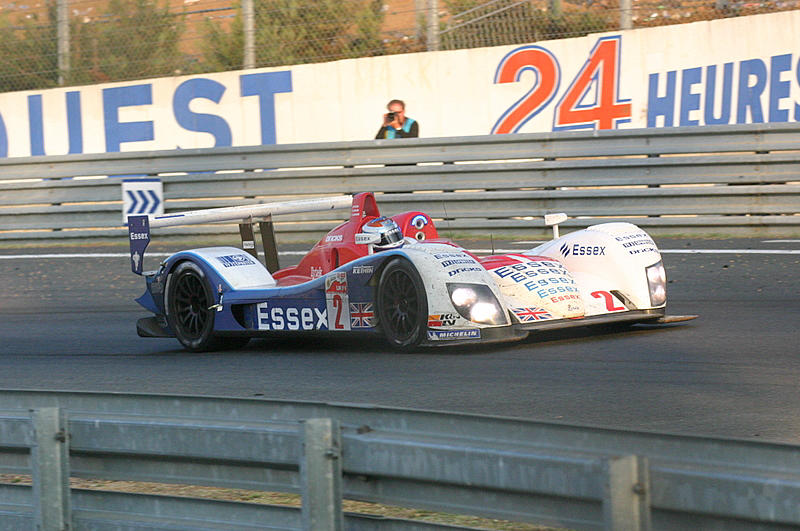 Zytek 06S - John Nielsen, Casper Elgaard & Philip Andersen in the Esses at the 2006 Le Mans (54323402768).jpg